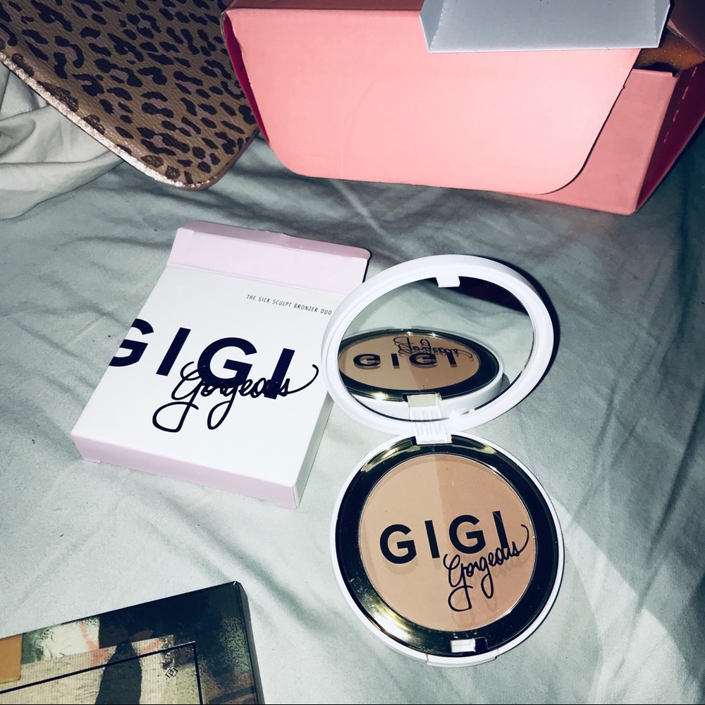 Gigi Gorgeous bronzer